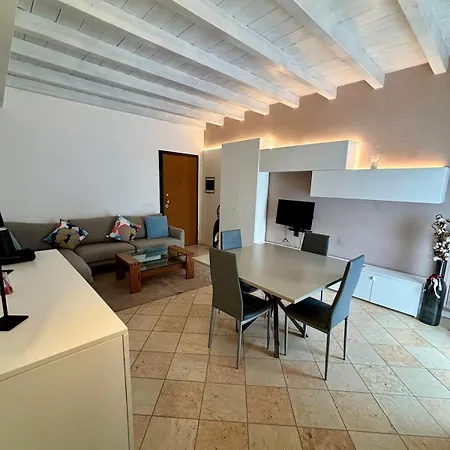 Eddy's House Appartamento *